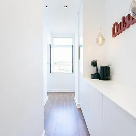 Apartmán Exquisite 2bdr Flat With Balcony In Lisbon's Heart